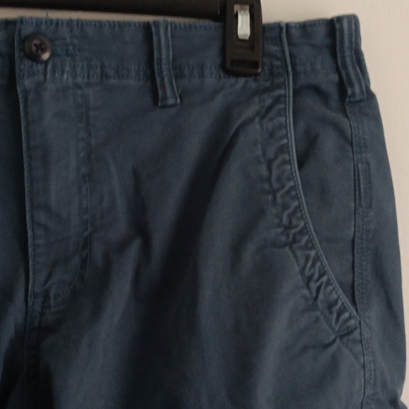 Gap 10 Inch Blue River Cargo Shorts #2021 - Picture 2 of 7